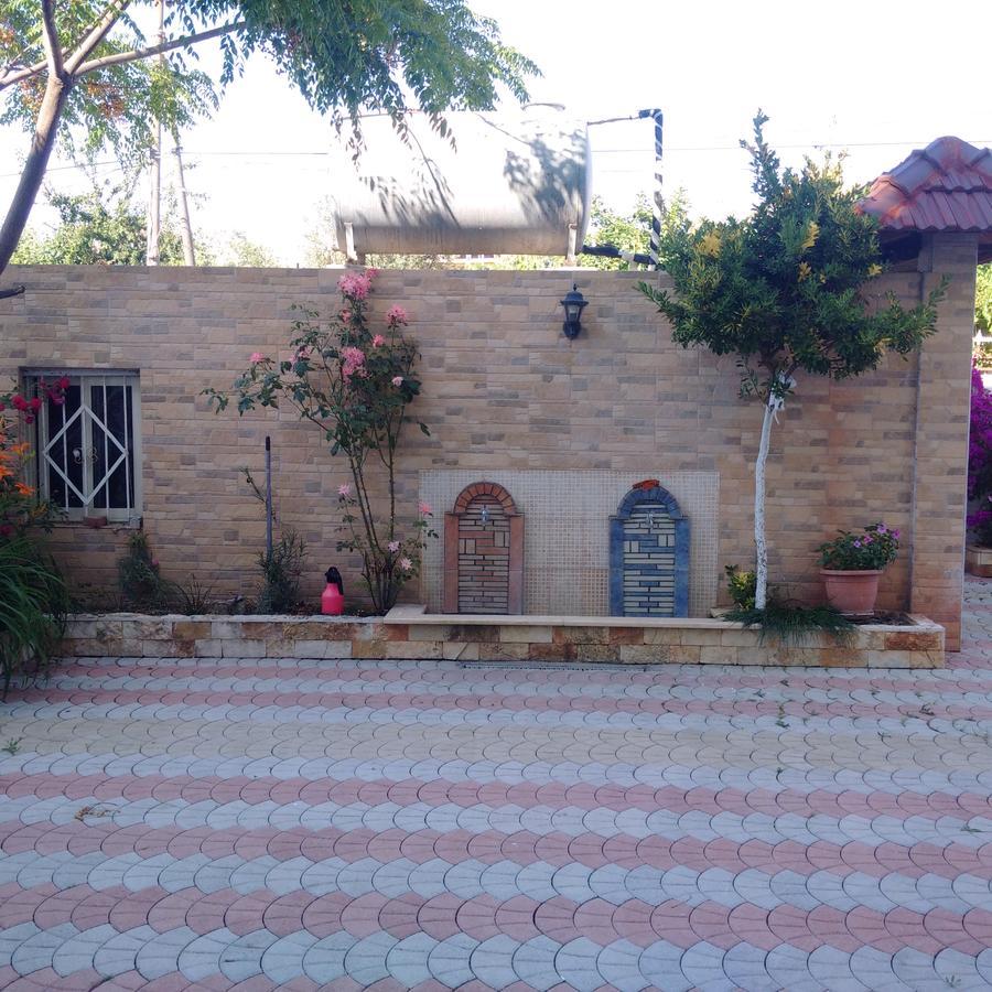 Guest House "Pisha" Durrës Buitenkant foto